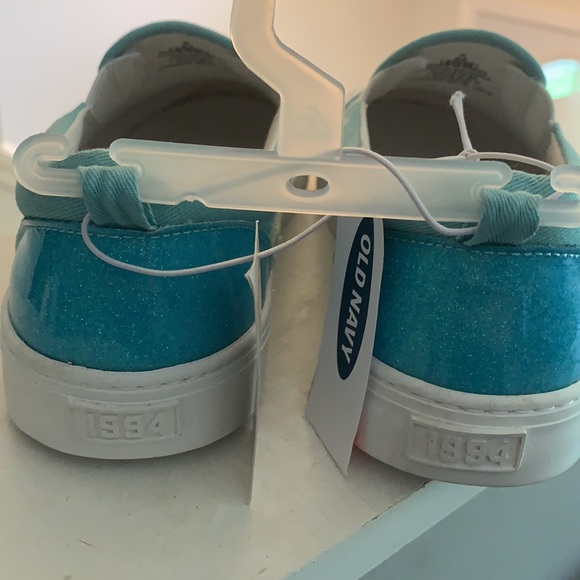 Slip on - Picture 3 of 5